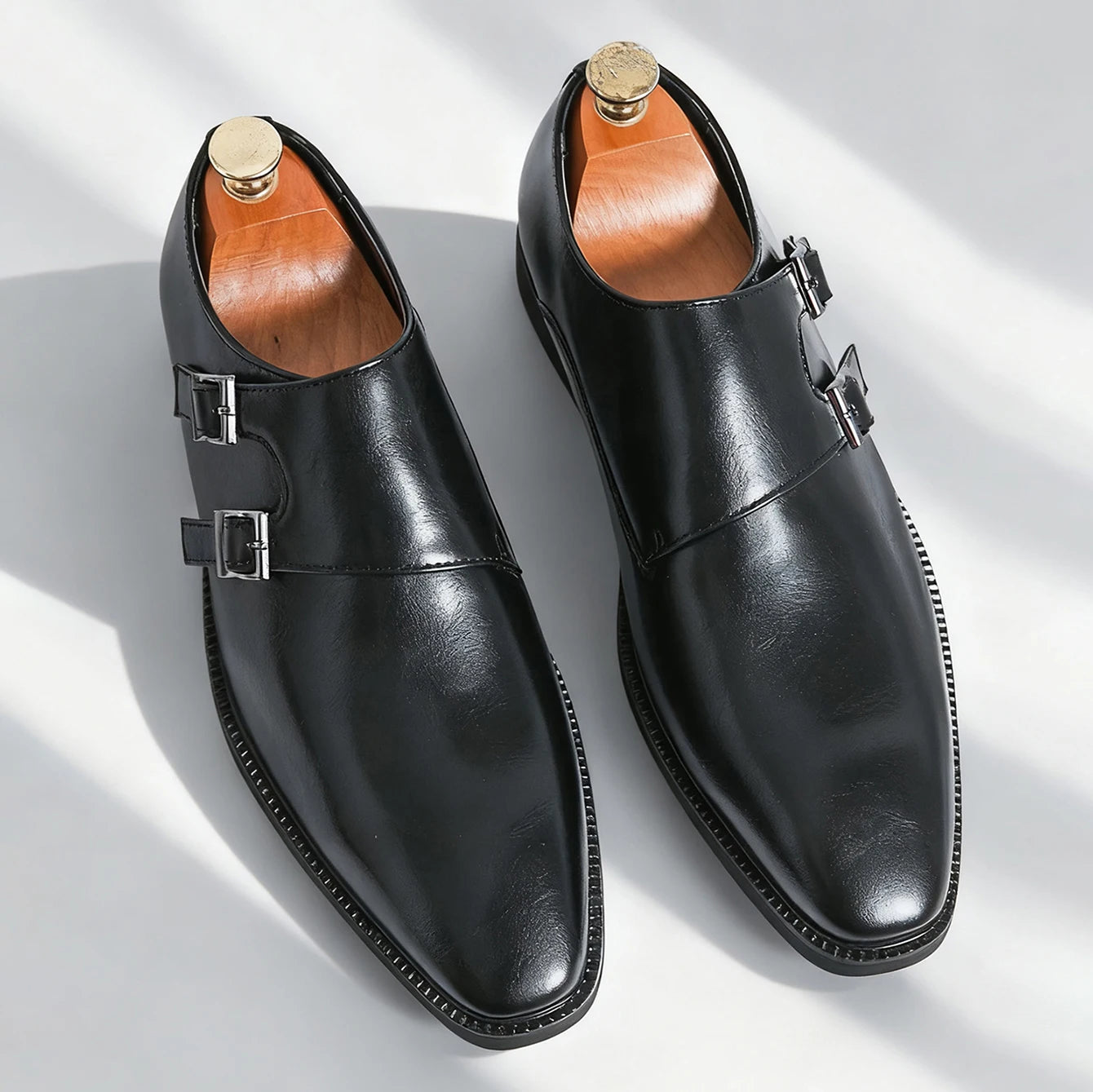 Robe rétro classique chaussures en cuir de moine pour hommes avec boucle à bout pointu bureau d'affaires mariage chaussures Oxfords confortables pour hommes